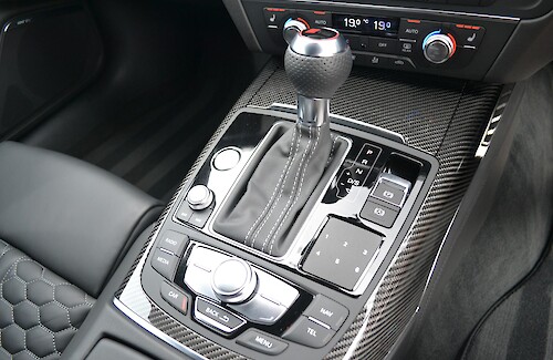 2013/13 Audi RS6 Avant 36...