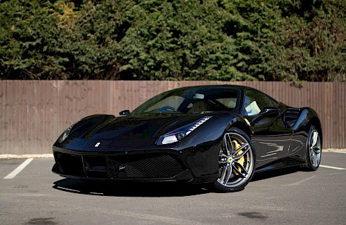 2016/66 Ferrari 488GTB 8...