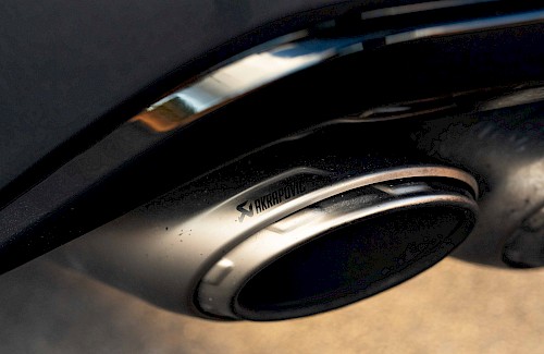 2020/20 Lamborghini Urus 28...