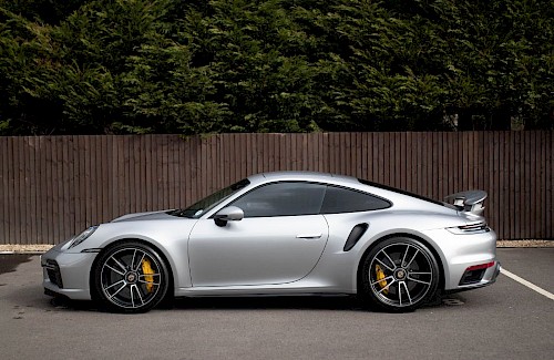 2020/70 Porsche 911 992 Turbo S 14...