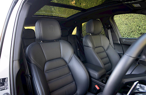 2023/73 Porsche Macan S 41...