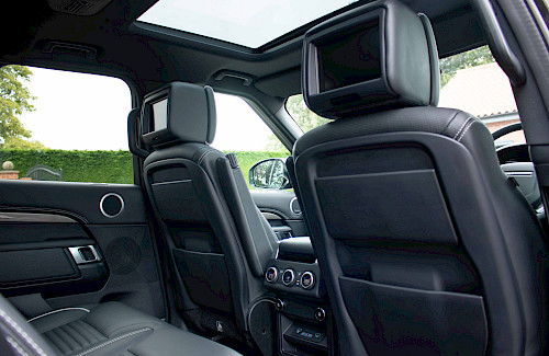 2019/19 Land Rover Discovery HSE Luxury SDV6 30...