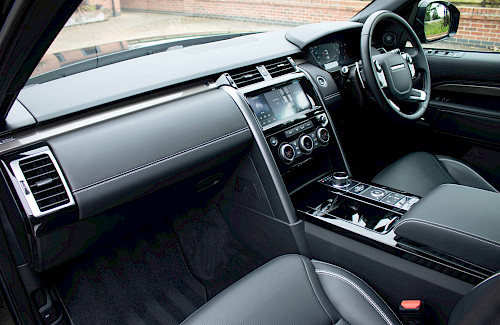2019/19 Land Rover Discovery HSE Luxury SDV6 24...
