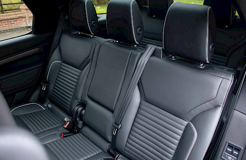 2019/19 Land Rover Discovery HSE Luxury SDV6 28...