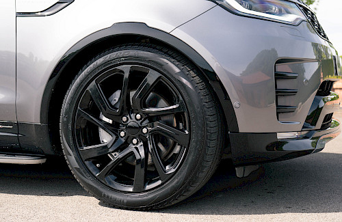 2021/21 Land Rover Discovery HSE D300 R-Dynamic 23...