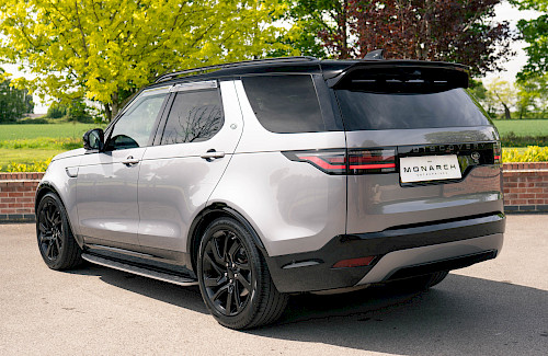 2021/21 Land Rover Discovery HSE D300 R-Dynamic 9...