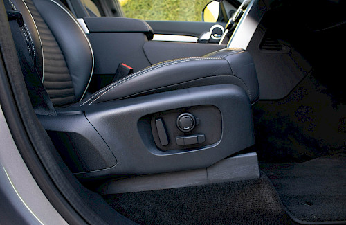 2021/21 Land Rover Discovery HSE D300 R-Dynamic 46...