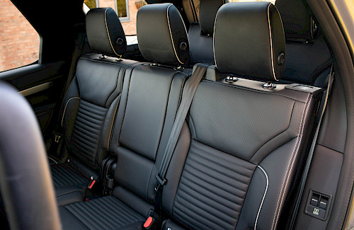 2021/21 Land Rover Discovery HSE D300 R-Dynamic 37...