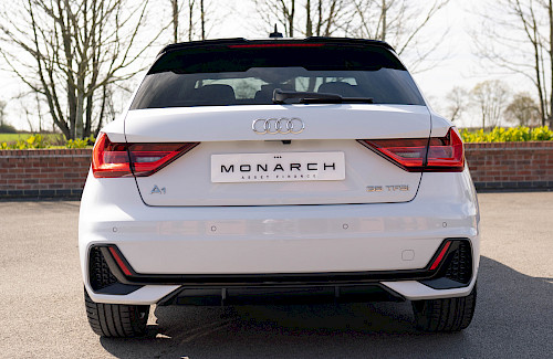 2021/71 Audi A1 35 TFSI Black Edition S-Tronic 24...