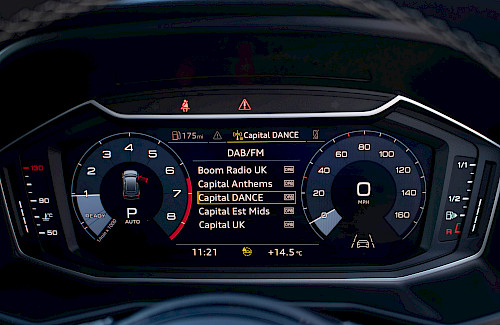 2021/71 Audi A1 35 TFSI Black Edition S-Tronic 49...