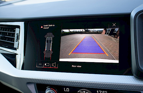 2021/71 Audi A1 35 TFSI Black Edition S-Tronic 51...