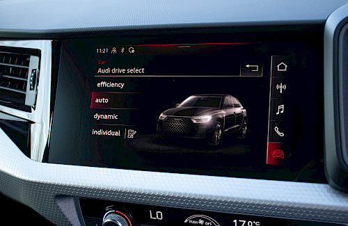 2021/71 Audi A1 35 TFSI Black Edition S-Tronic 53...