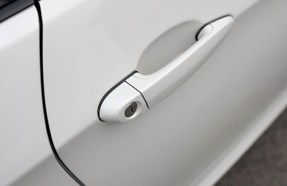 2011/11 BMW E92 M3 Competition 28