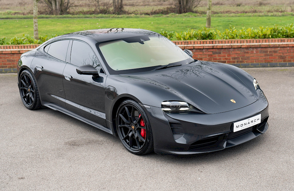 2022/22 Porsche Taycan GTS 2