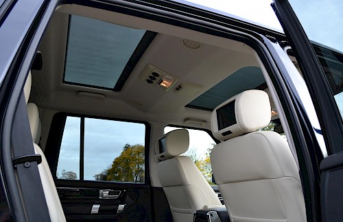 Land Rover Discover HSE Luxury 3.0 SDV6 8...