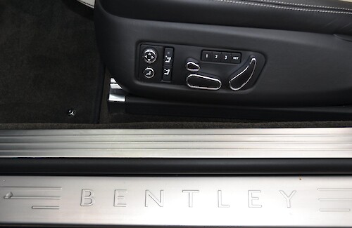 2013/13 Bentley GTC 4.0 V8 Milliner Driving specification 18...