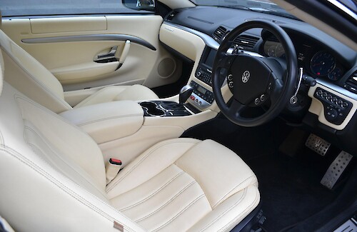 2011/11 Maserati Granturismo S 14...