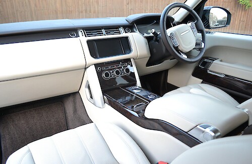 2014/14 Land Rover Range Rover Vogue 4.4 SDV8 10...