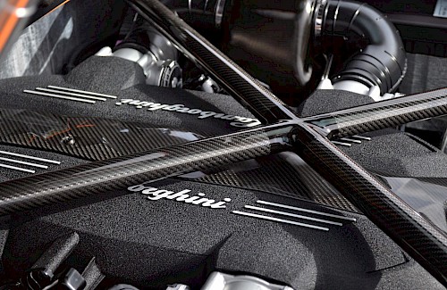 2017/17 Lamborghini Aventador LP750-4 SV Roadster 32...