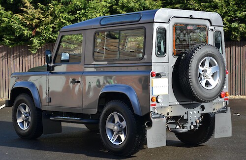 2014/14 Land Rover Defender 2.2TDCI XS Station Wagon 12...