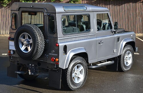 2014/14 Land Rover Defender 2.2TDCI XS Station Wagon 5...