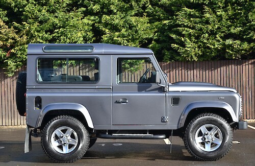 2014/14 Land Rover Defender 2.2TDCI XS Station Wagon 8...