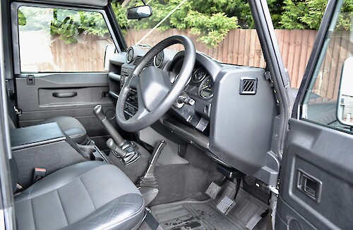 2014/14 Land Rover Defender 2.2TDCI XS Station Wagon 20...