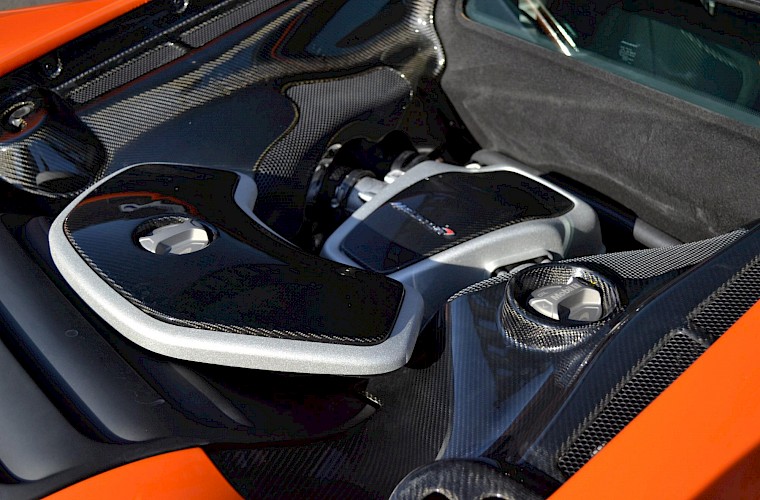 2014/14 McLaren 650S Coupe 26