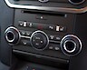 2014/64 Land Rover Discovery Commercial SDV6 SMC Overland 35