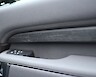 2017/17 Land Rover Discovery HSE TD6 35
