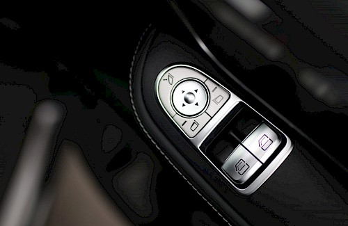 2016/16 Mercedes-Benz V250D Sport Bluetec Extra Long wheel base 43...