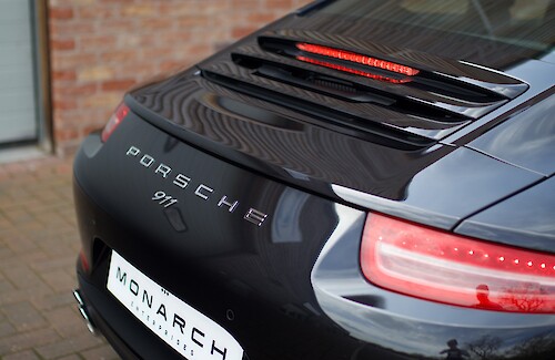 2014/14 Porsche 911 991 Carrera 25...