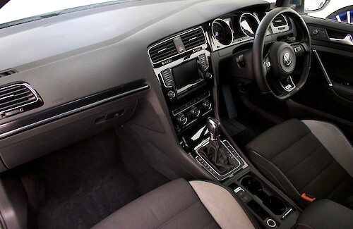 2015/15 Volkswagen Golf R DSG 28...