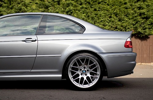 2004/04 BMW M3 CSL 14...