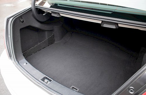 2008/08 Mercedes-AMG C63 Saloon 59...