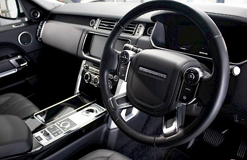 2017/67 Range Rover Vogue SDV8 39...