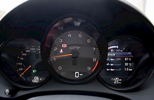 2020/20 Porsche 718 Cayman GT4 Clubsport 61...