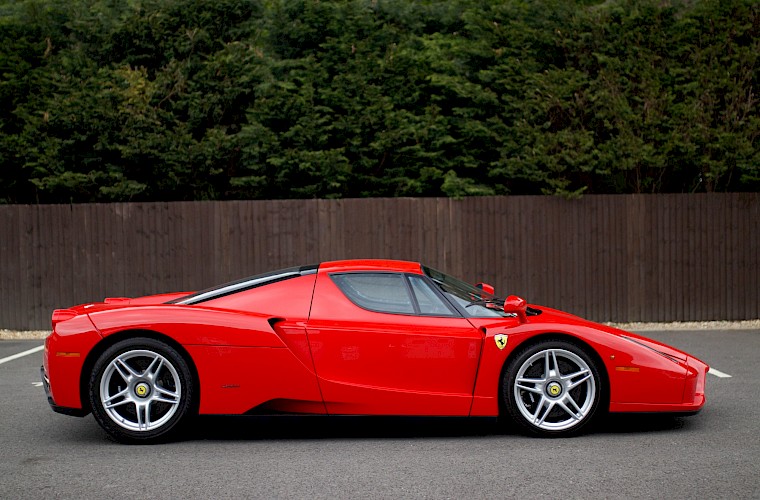 2004/04 Ferrari Enzo 18