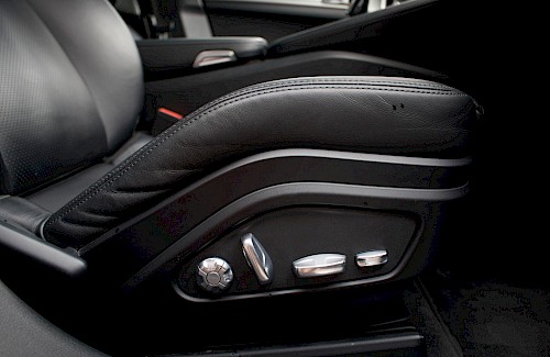 2016/66 Porsche Panamera 4S Diesel 53...
