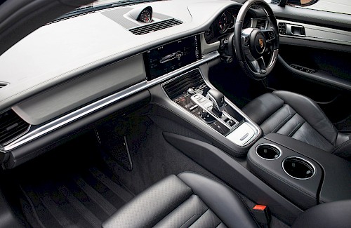 2016/66 Porsche Panamera 4S Diesel 29...