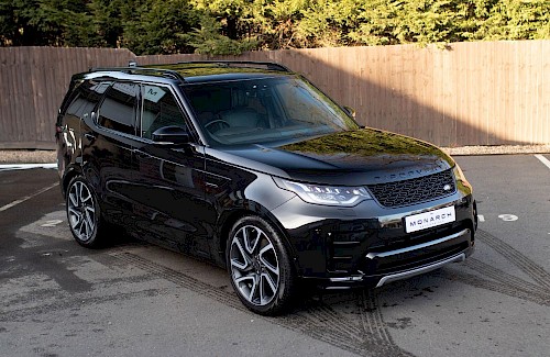 2019/19 Land Rover Discovery SDV6 HSE Luxury 1...