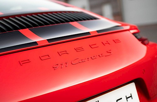 2017/66 Porsche 911 991.2 Carrera S Endurance Racing Edition 23...