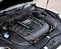 2016/66 Porsche Cayenne S V8 61