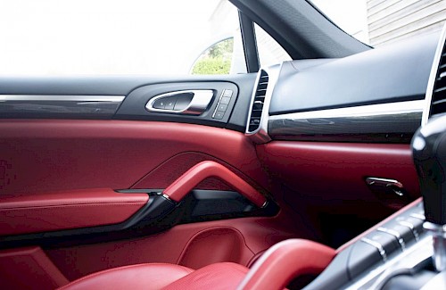 2016/66 Porsche Cayenne S V8 60...