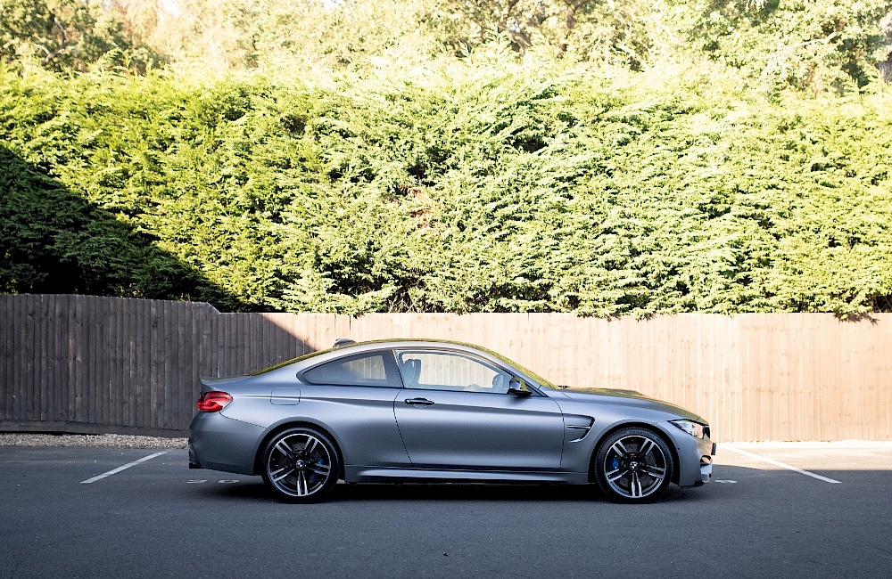 2017/17 BMW M4 Coupe 13