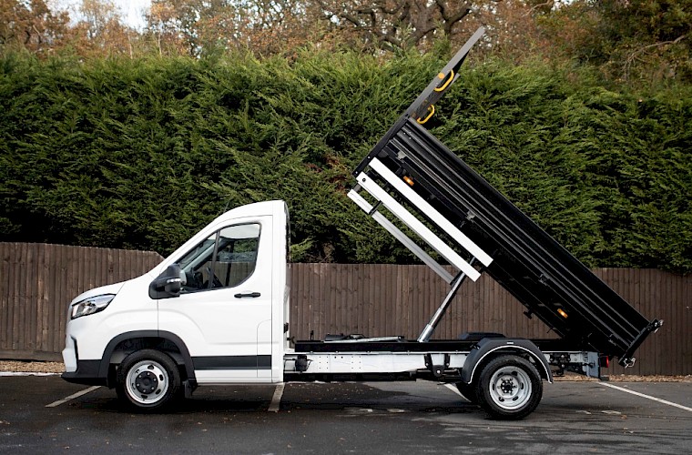 2021/71 Maxus Deliver 9 MWB 2.0TDCI Chassis Cab 150ps with King Steel Tipper Body 20