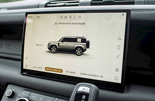 2022/22 Land Rover Defender 110 V8 Carpathian Edition 76...