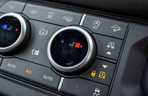 2022/22 Land Rover Defender 110 V8 Carpathian Edition 77...