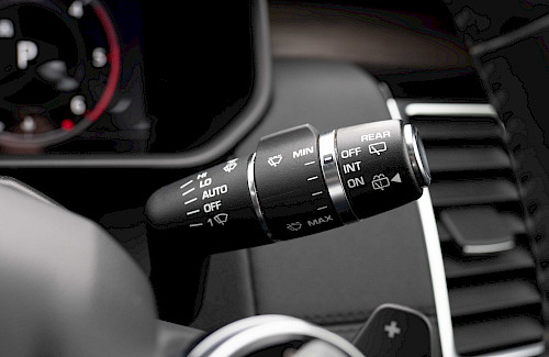 2020/70 Land Rover Discovery HSE SDV6 45...