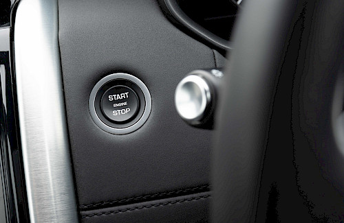 2020/70 Land Rover Discovery HSE SDV6 62...